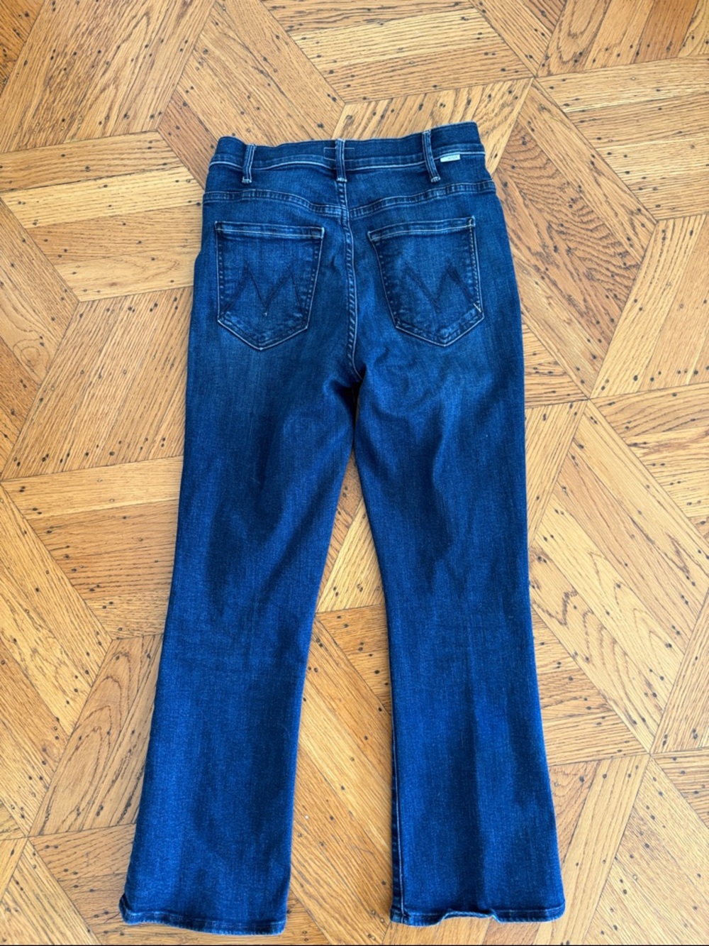 MOTHER Lil Hustler Ankle Jeans in Heirloom Blue - Picture 4 of 6